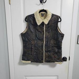 WOOLRICH Faux Leather and Sherpa Embroidered Leaves Vest